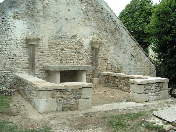 Maconnerie Beche Pain Bourdelas oratoire pendant les travaux