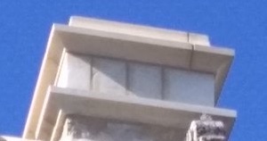 Corniches et souches de cheminées